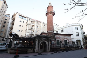 BEREKETZADE ALİ EFENDİ CAMİİ
